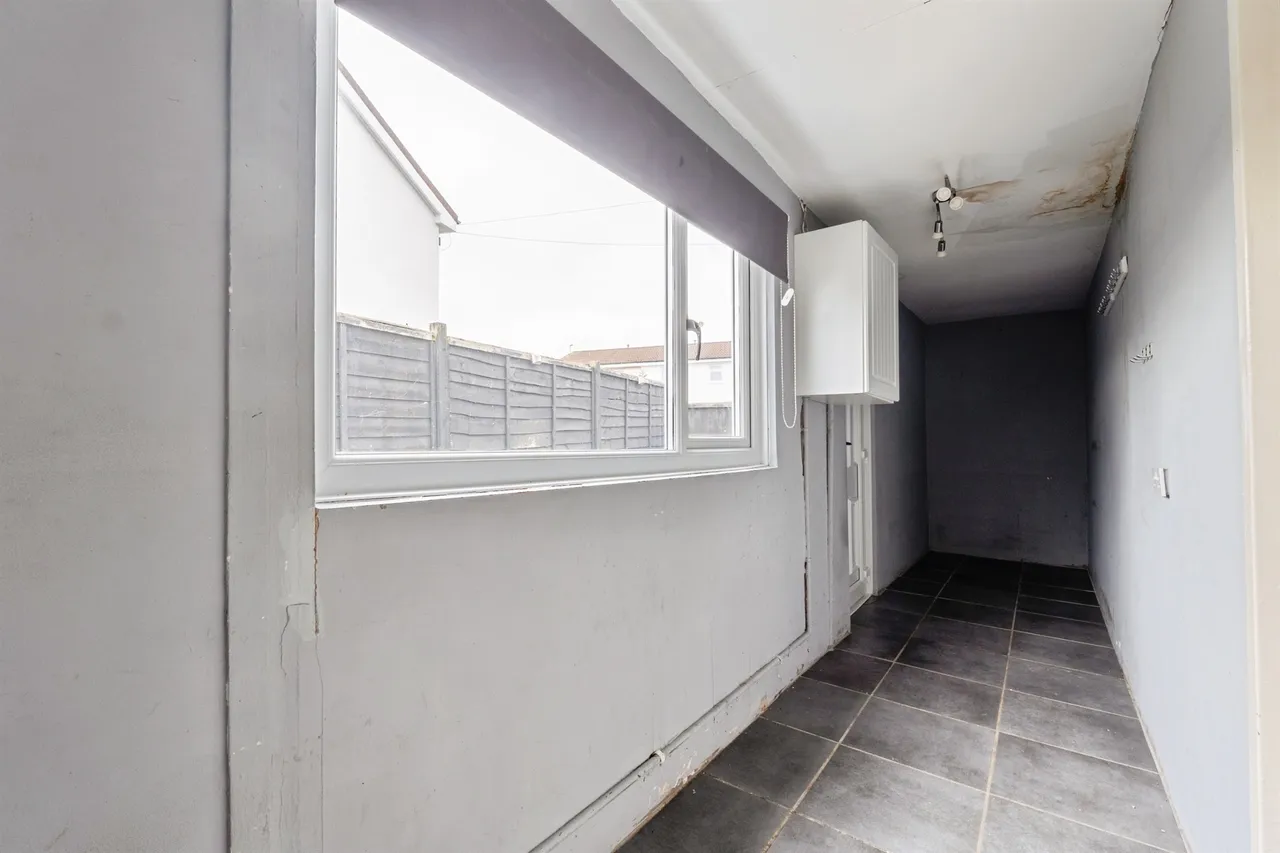 Sharpley Drive, East Leake, LE12, photo 9