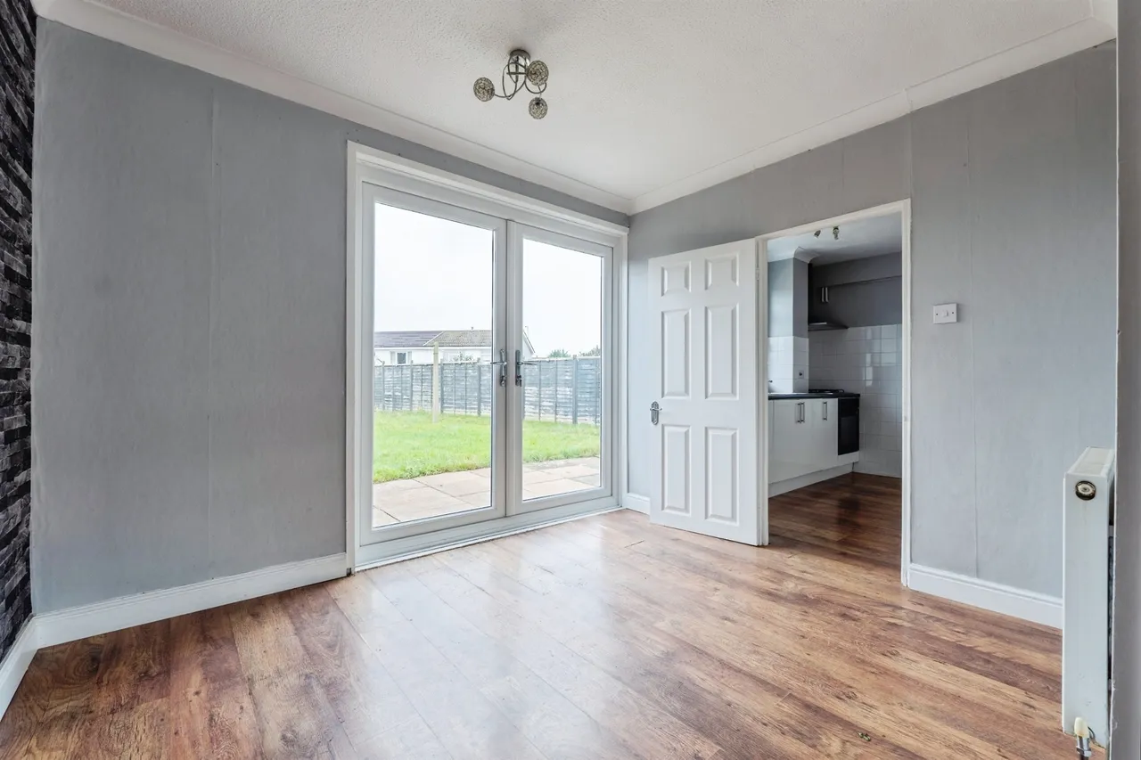 Sharpley Drive, East Leake, LE12, photo 7