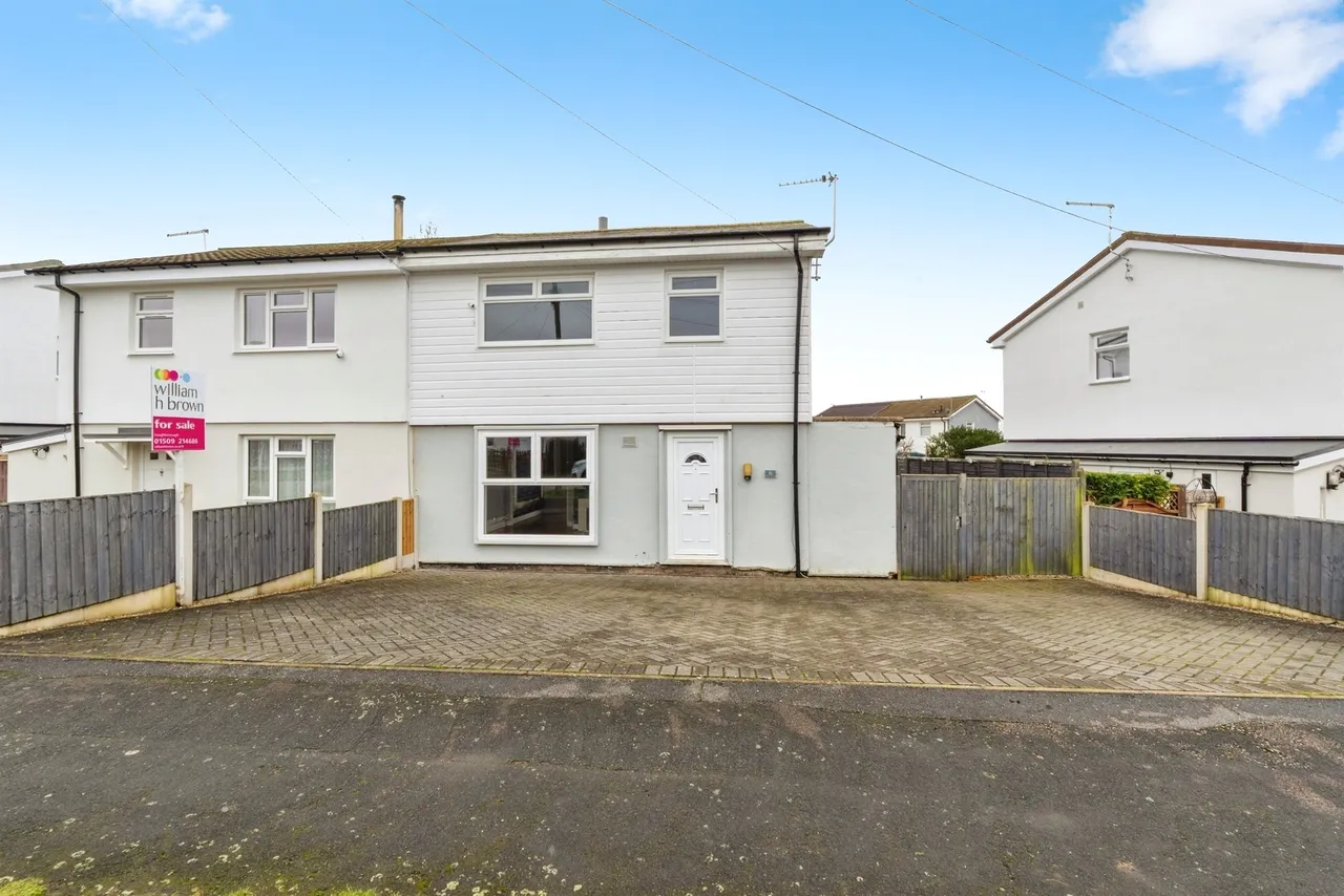 3 bed house for sale, Sharpley Drive, East Leake, LE12