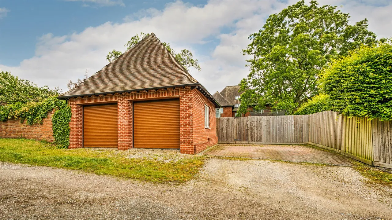 Belper Road, Strutts Park, photo 38