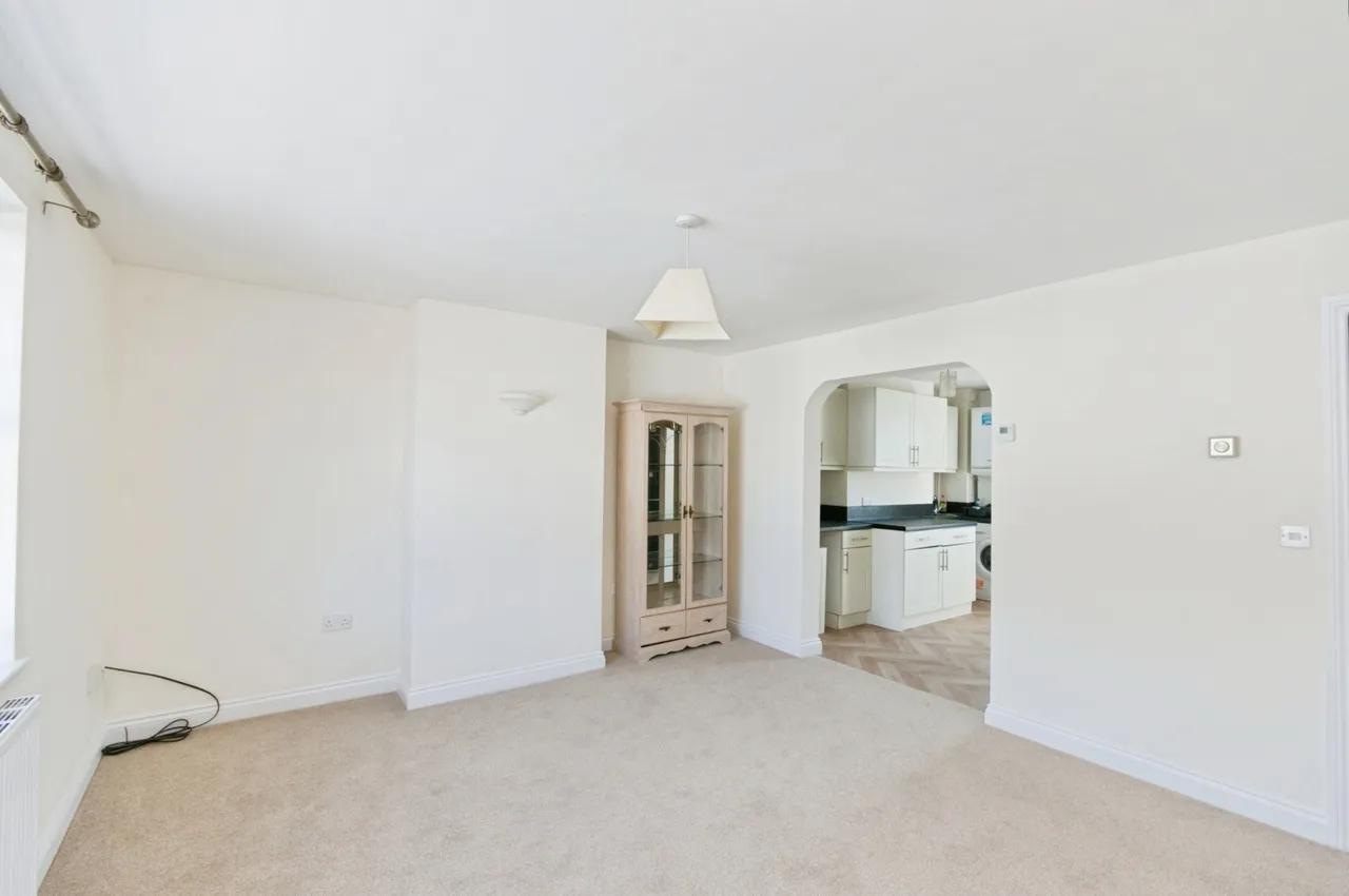 London Road, Hurst Green, TN19, photo 9