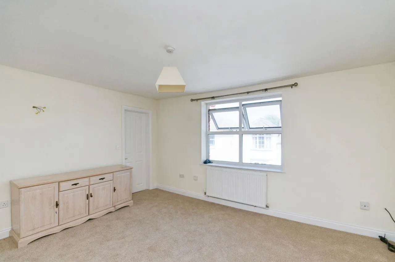 London Road, Hurst Green, TN19, photo 10