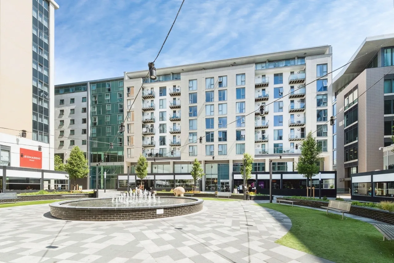 Mortimer Square, Milton Keynes, MK9, photo 11