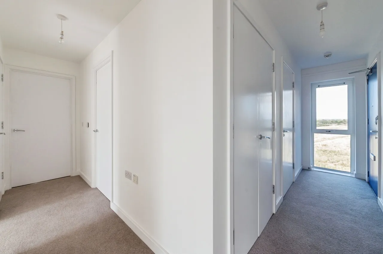 Broadis Way, Rainham, RM13, photo 14