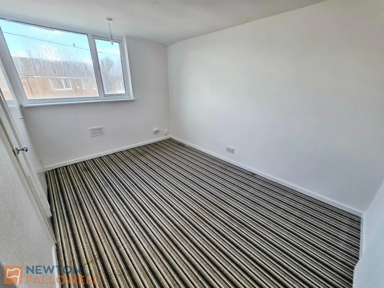 Edwalton Court, Mansfield, NG18, photo 13