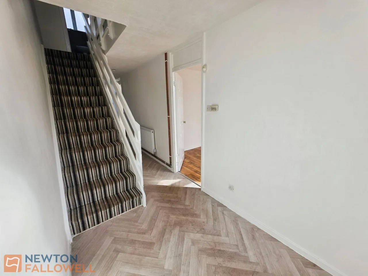 Edwalton Court, Mansfield, NG18, photo 9