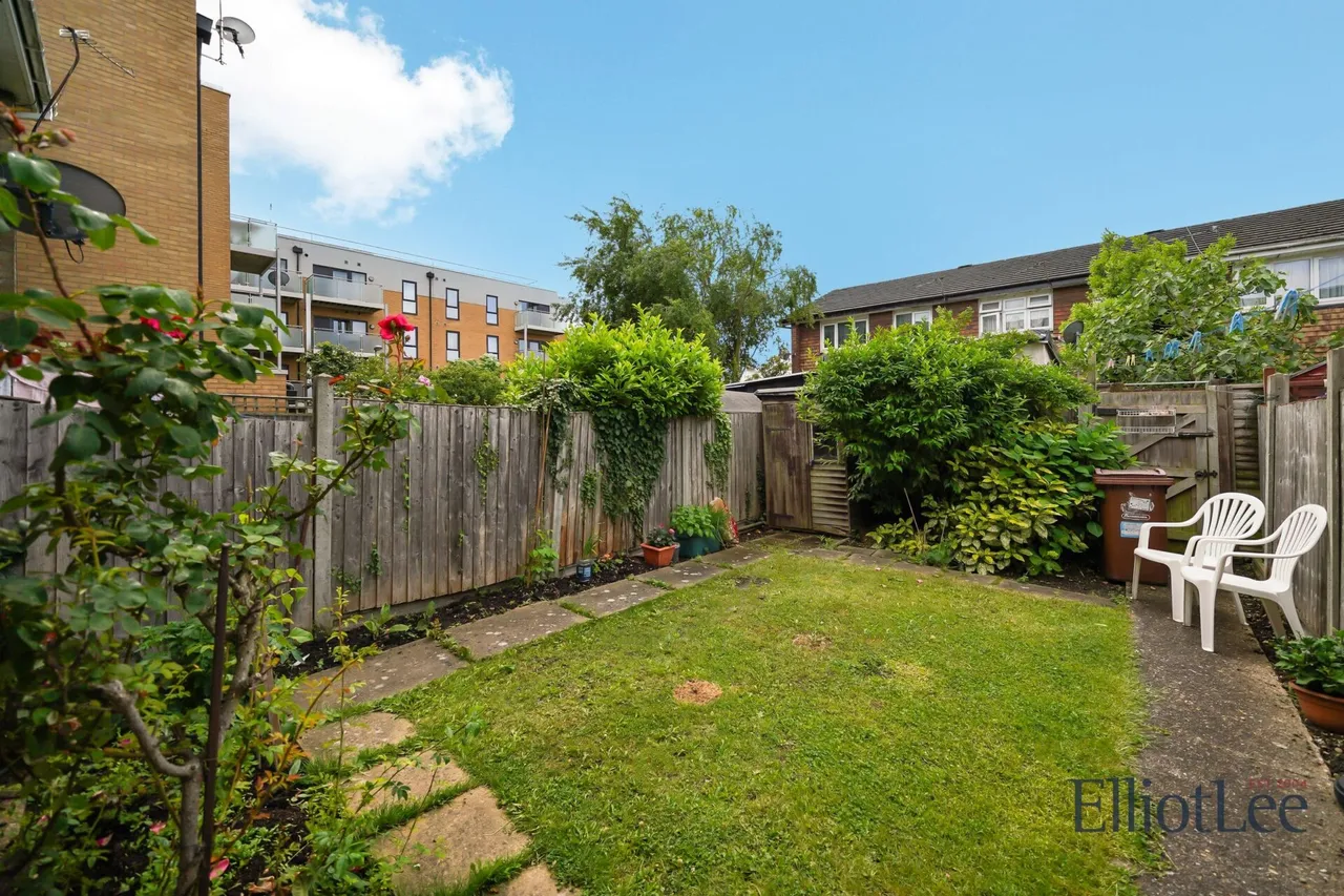Corbins Lane, Harrow, HA2, photo 4