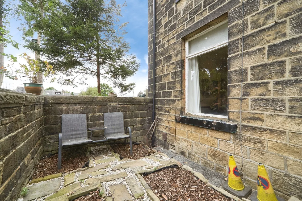 Crownest Road, Bingley, BD16, photo 13