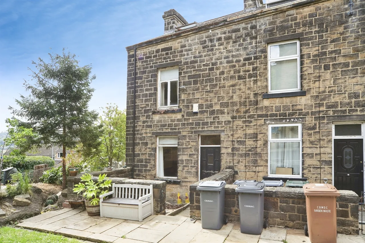 Crownest Road, Bingley, BD16, photo 14