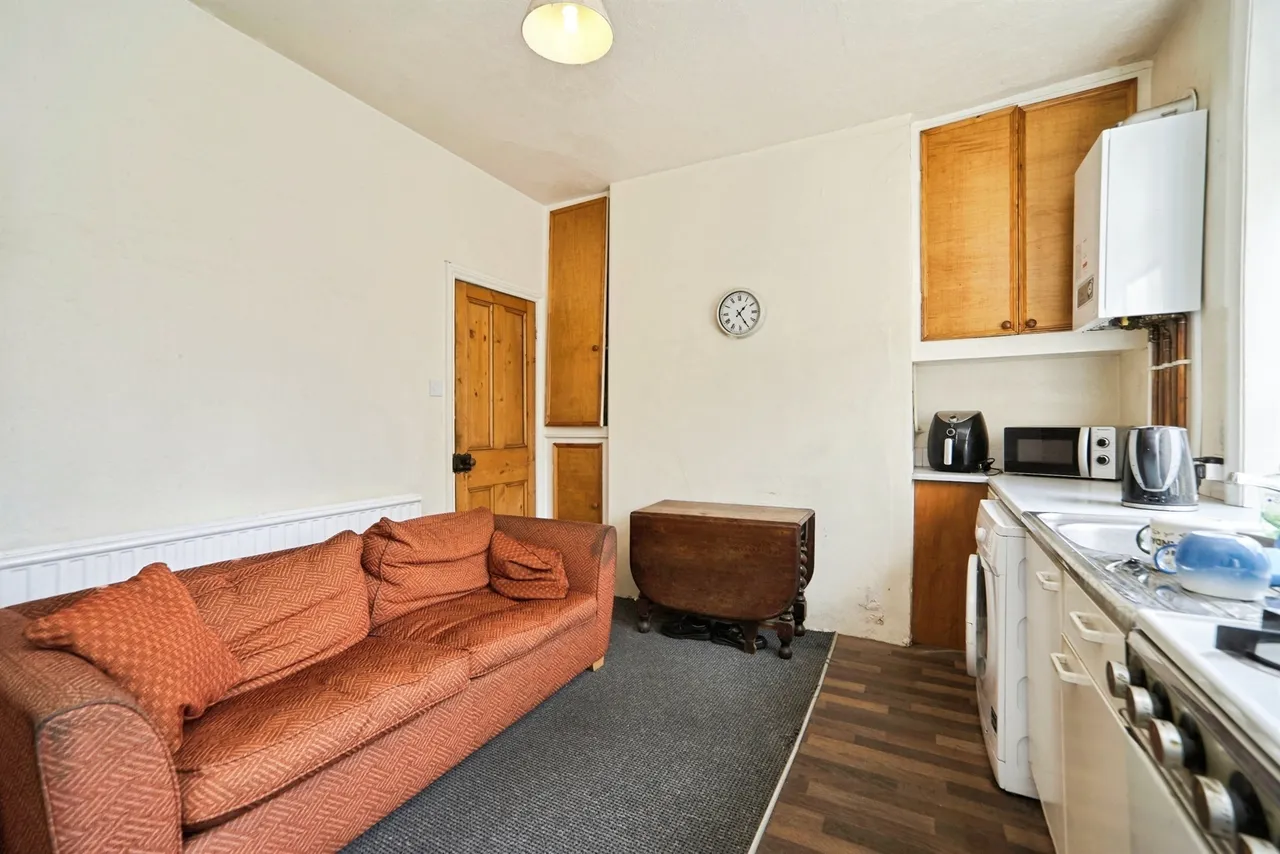 Crownest Road, Bingley, BD16, photo 6