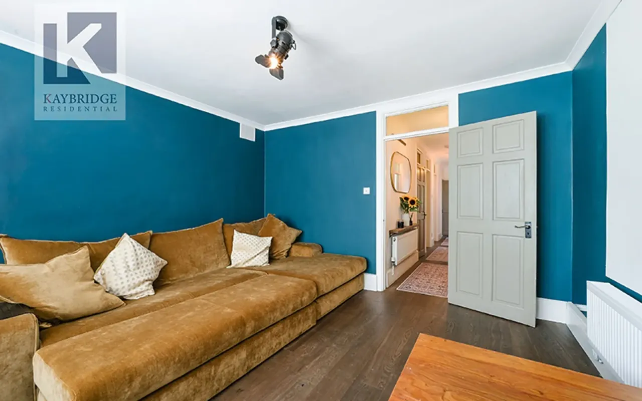 London Road, Ewell, KT17, photo 12