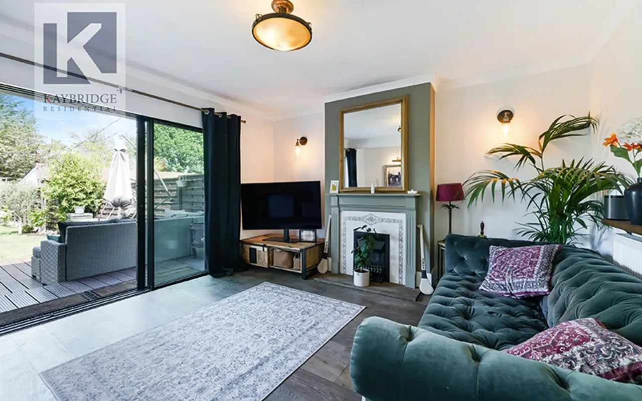 London Road, Ewell, KT17, photo 3