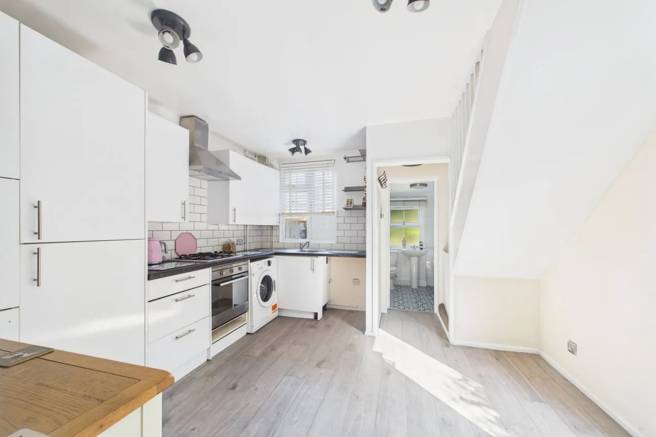 Leighton Road, Wing, LU7, photo 5