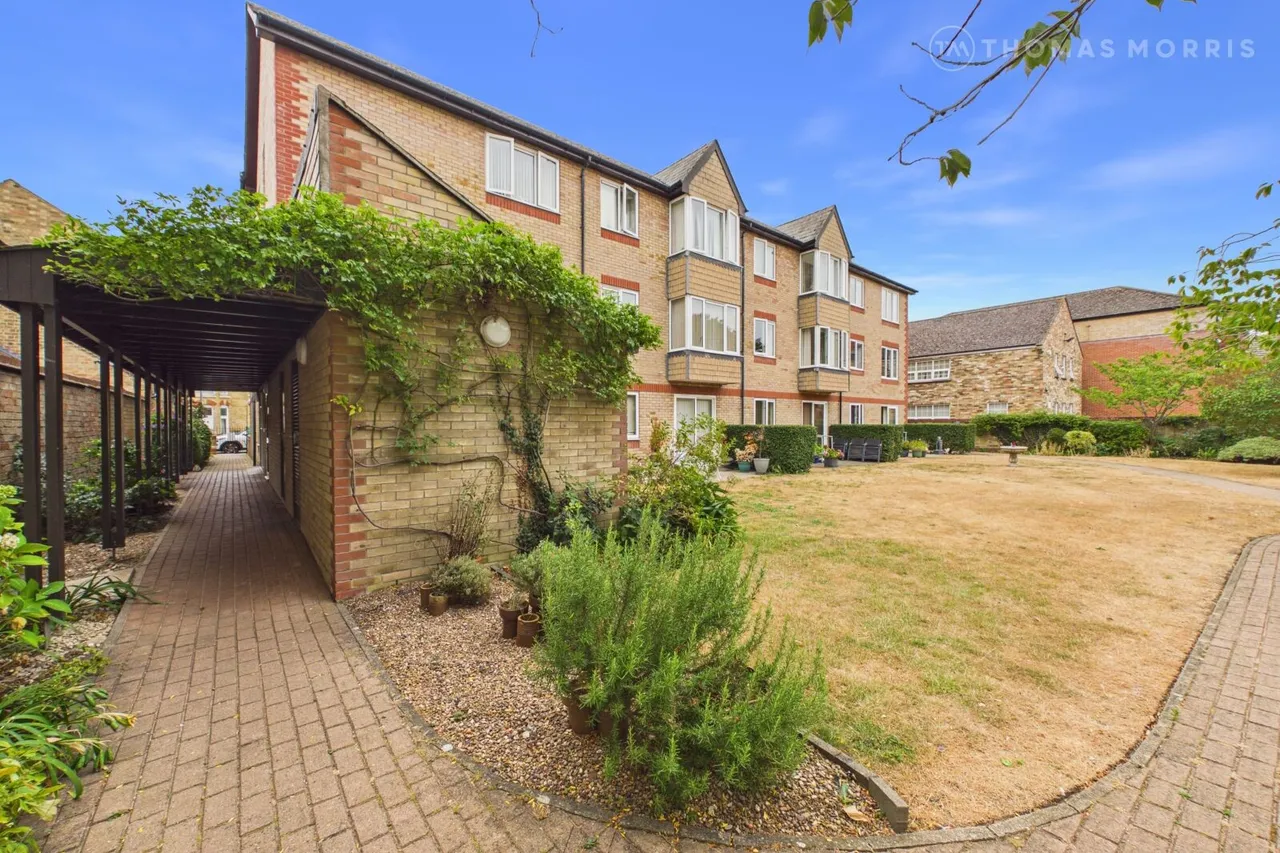 Old Market Court, St. Neots, PE19, photo 5