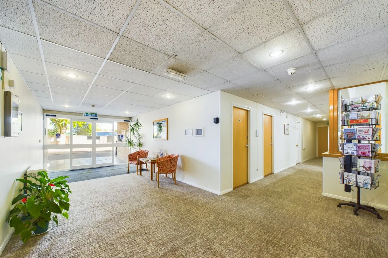 Old Market Court, St. Neots, PE19, photo 13