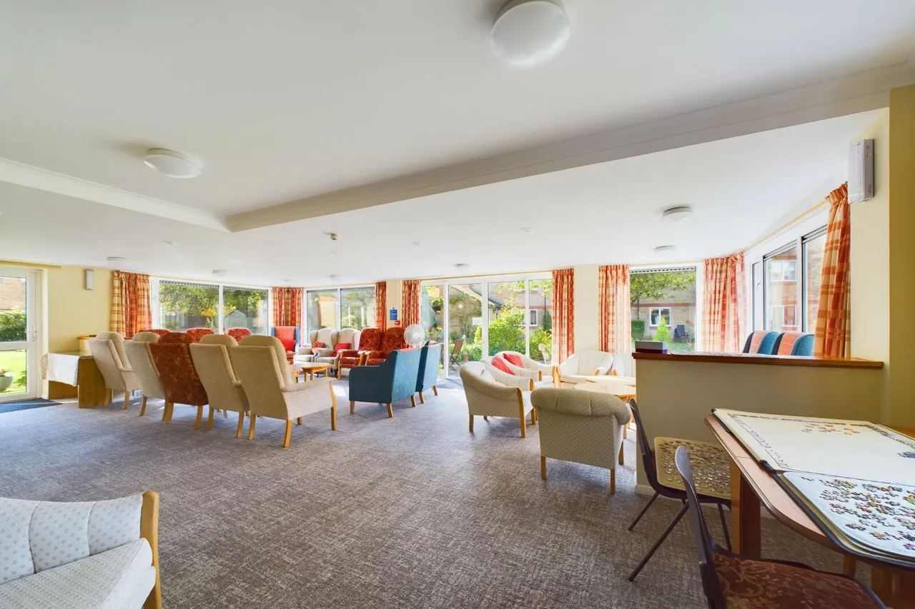 Old Market Court, St. Neots, PE19, photo 14