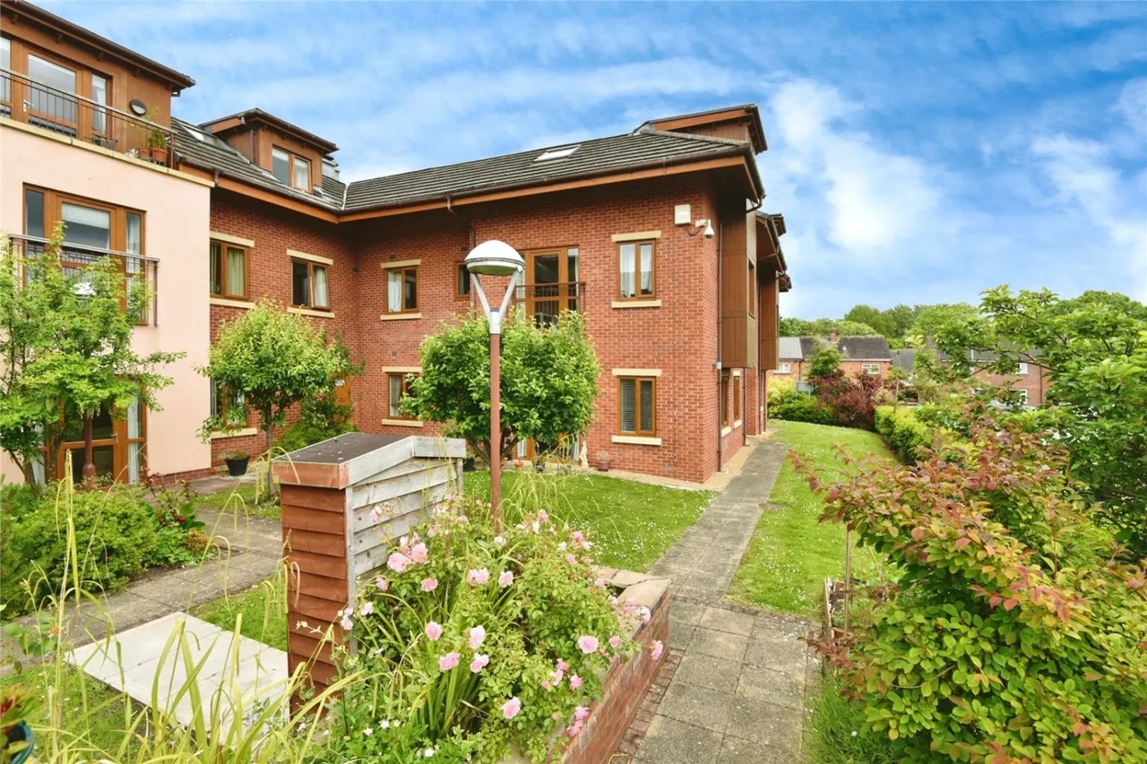 Queens Drive, Nantwich, CW5, photo 13