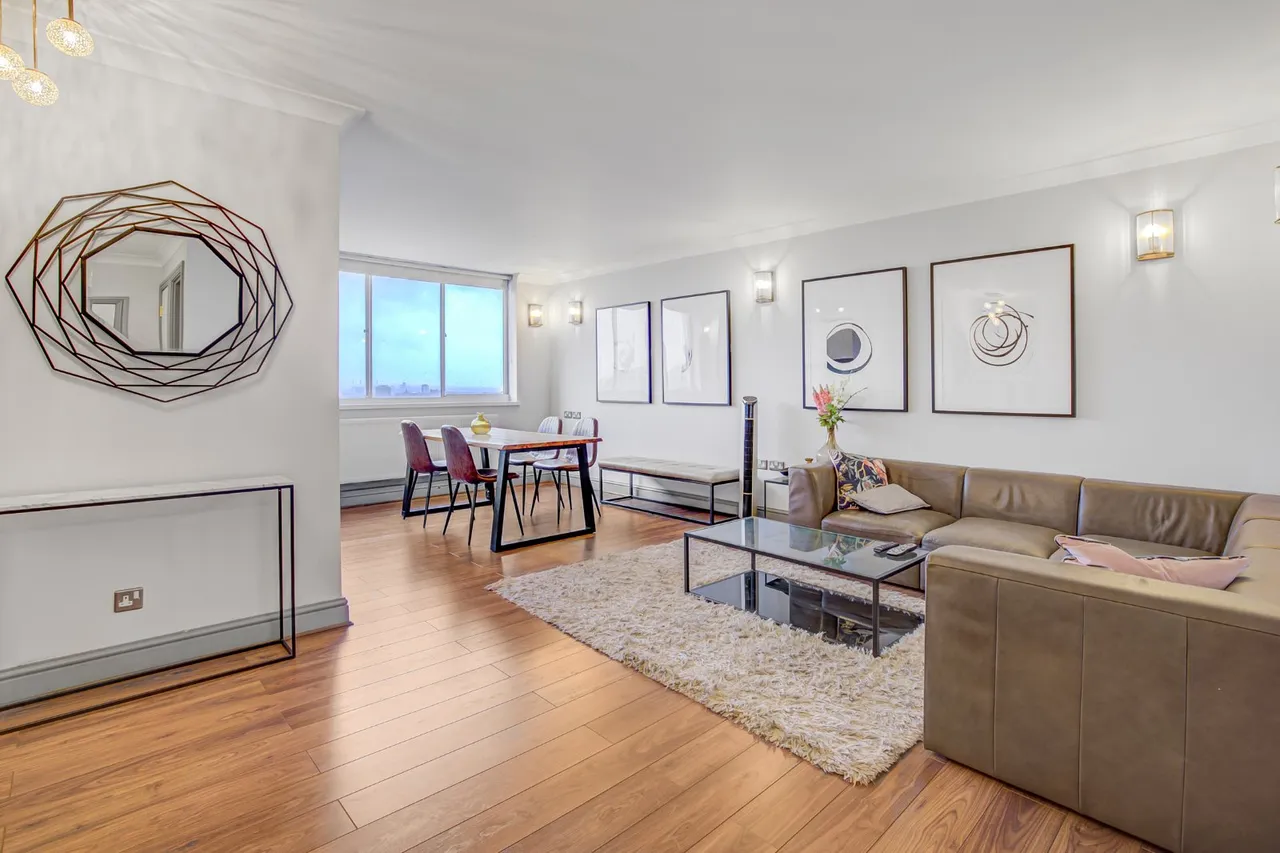 1 bed flat for sale, Cambridge Square, Bayswater, W2