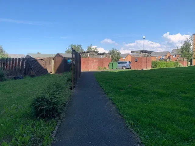 Woolmore Road, Speke, L24, photo 2