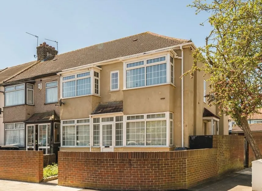6 bed house for sale, Stanley Road, Southall, UB1