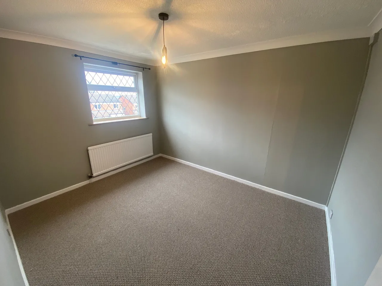 Forest close Wakefield WF1, photo 7