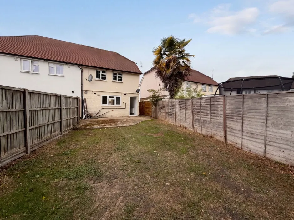 Wescott Way, Uxbridge, UB8, photo 13