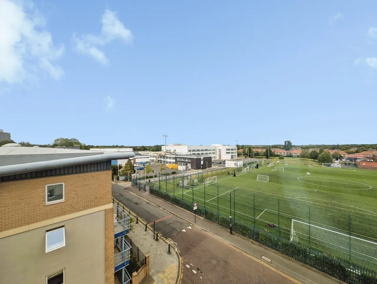 3 bed flat for sale — Knightsbridge Court, Gosforth, Newcastle upon Tyne, Tyne and Wear, NE3