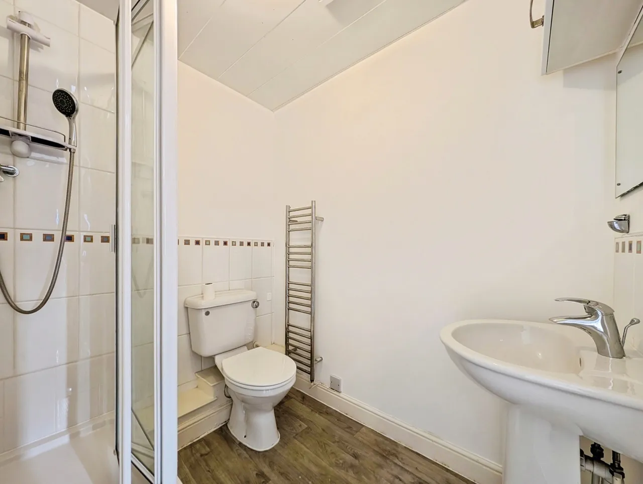 Knightsbridge Court, Gosforth, Newcastle upon Tyne, Tyne and Wear, NE3, photo 9
