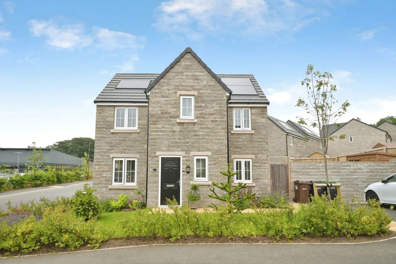 3 bed house for sale — Poole Street, Buxton, Derbyshire, SK17