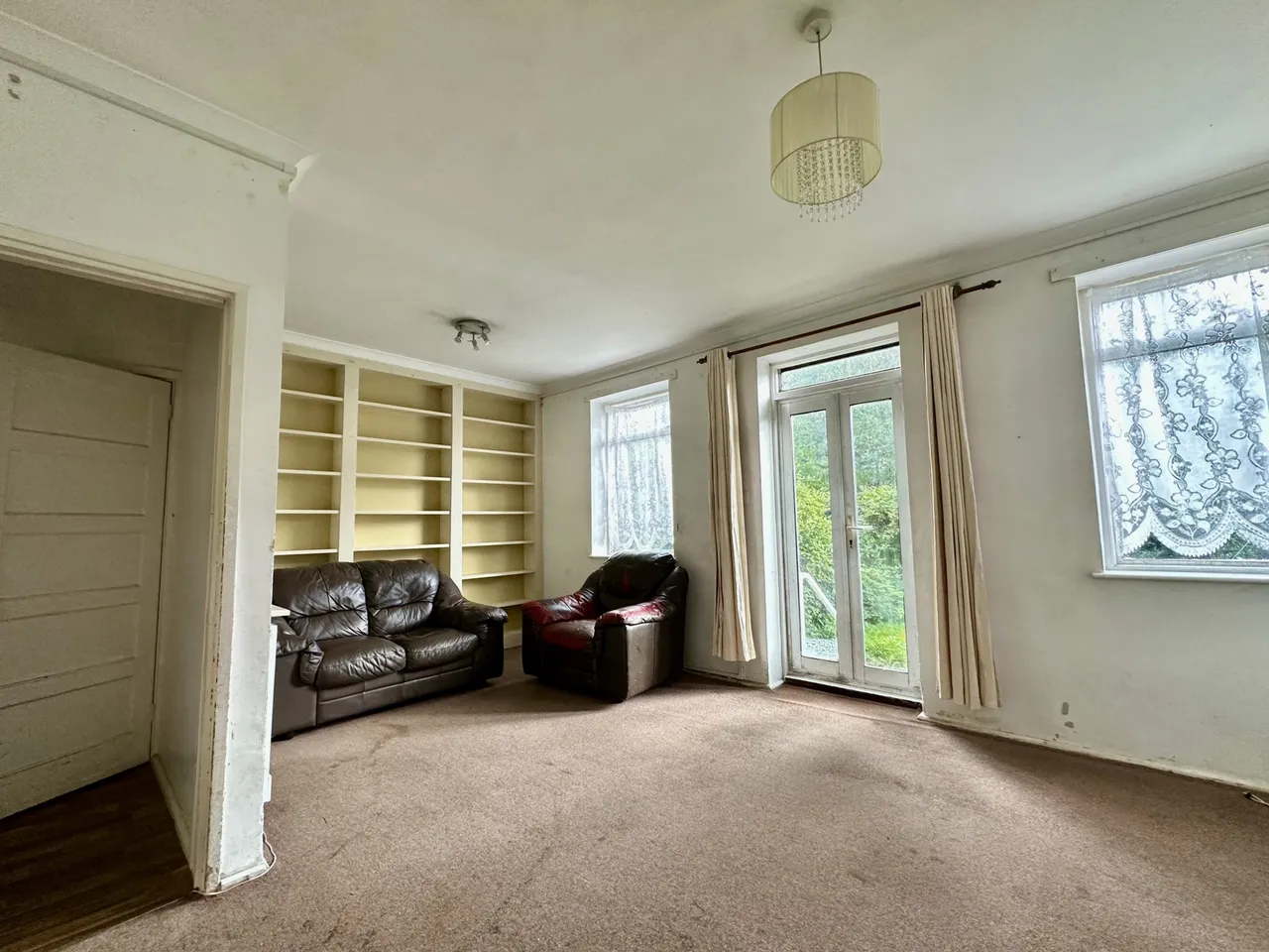 Wydeville Manor Road, Lee, SE12 0EQ, photo 3