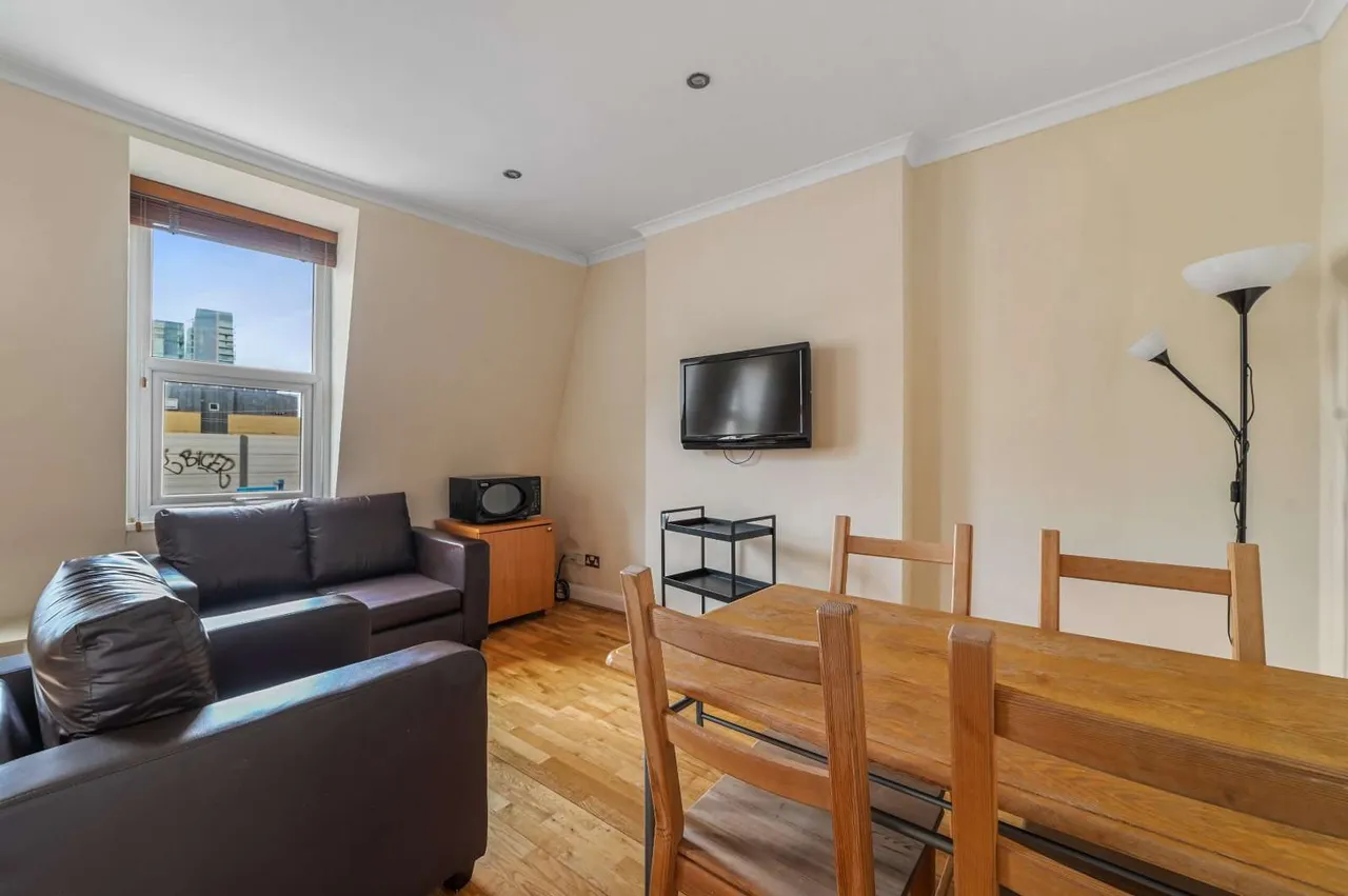 Cable Street, London, E1 8JG, photo 2