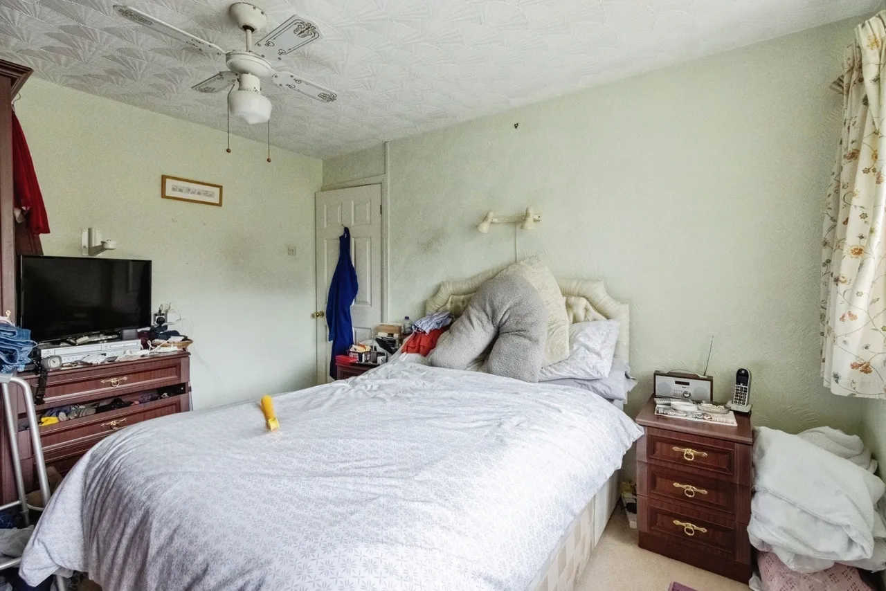 Cherry Tree Road, Walton, Wakefield, West Yorkshire, WF2, photo 9