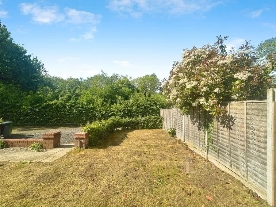 Main Road, Shurdington, GL51, photo 16