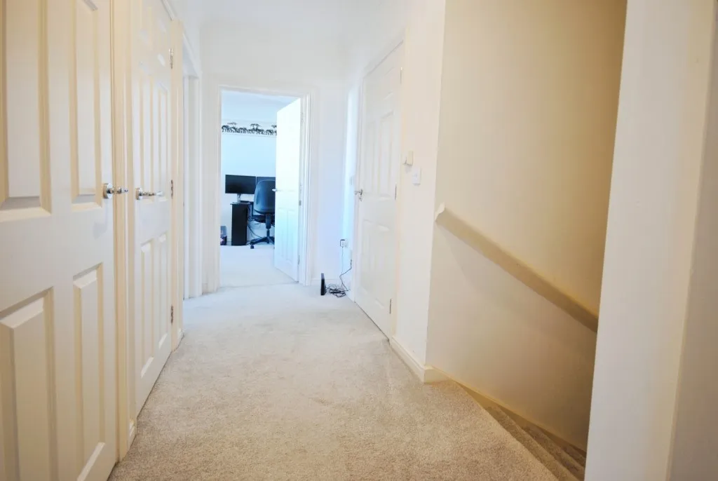 Rickmansworth Road, Watford, photo 9