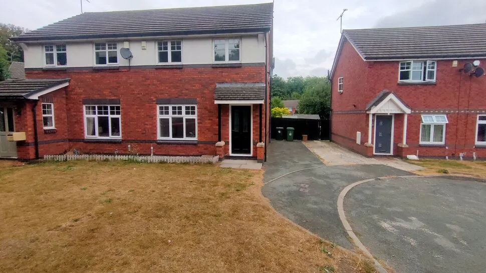 Oldwood, New Broughton, Clwyd, LL11, photo 2