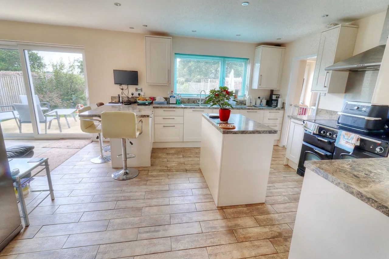 Green Lane, Stokenchurch, HP14, photo 3