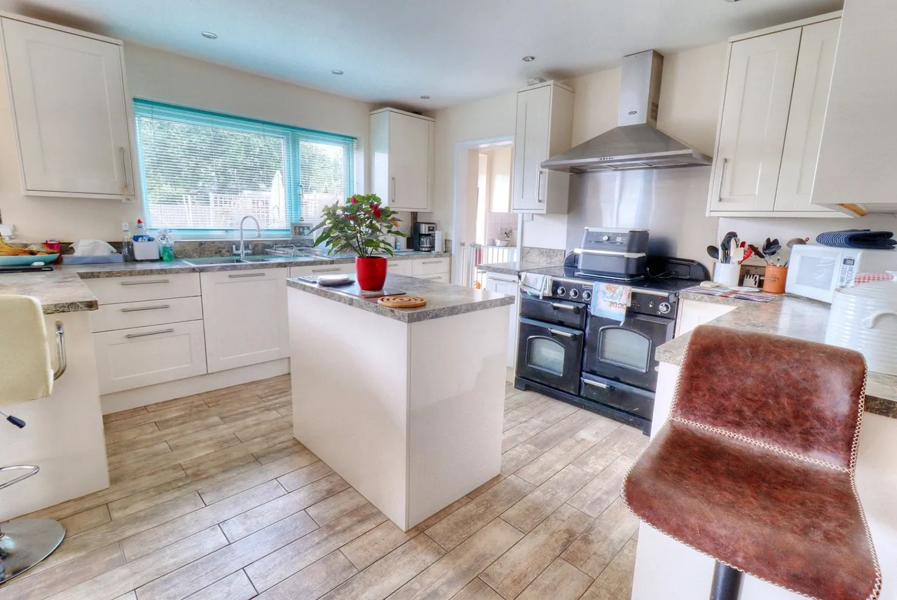 Green Lane, Stokenchurch, HP14, photo 8