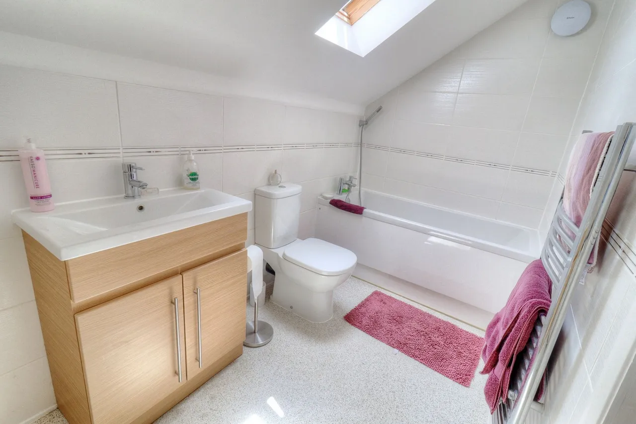 Green Lane, Stokenchurch, HP14, photo 10