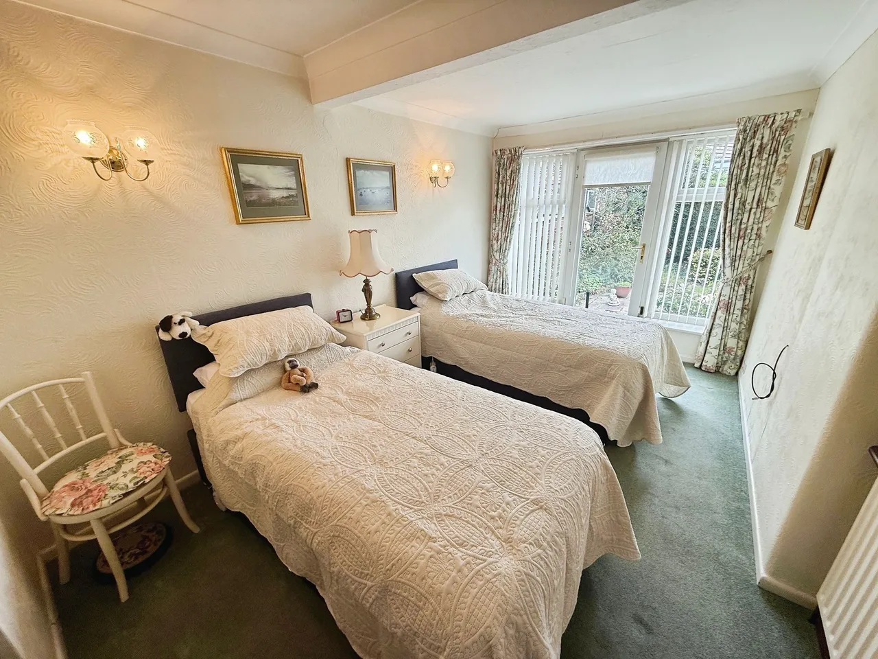 Midway, Cheadle, photo 9