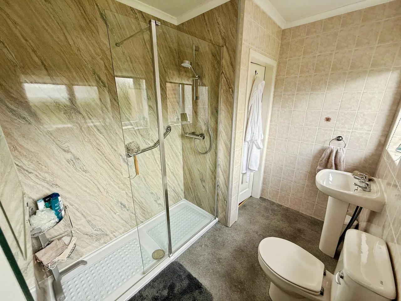 Midway, Cheadle, photo 12