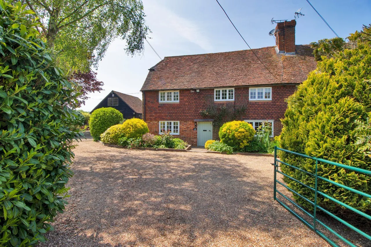 4 bed property for sale — Workhouse Lane, Sutton Valence, Maidstone, Kent, ME17 3JD