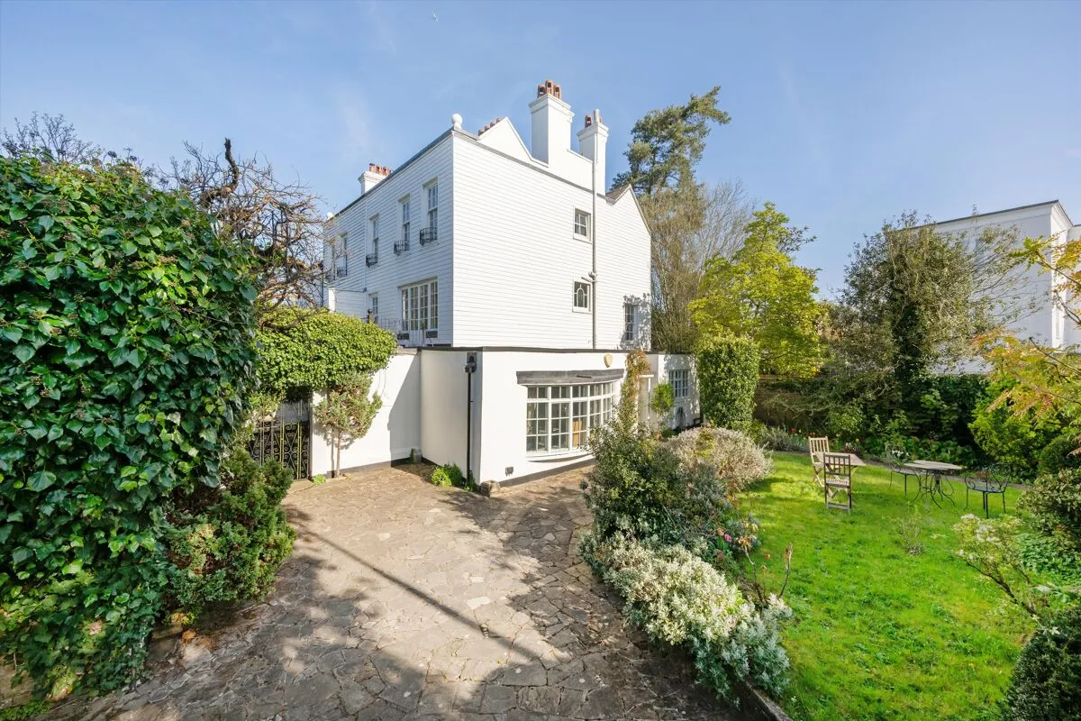 Spaniards Road, Hampstead, NW3, photo 19