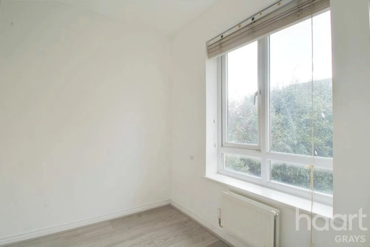 The Rookery, West Thurrock, RM20, photo 9