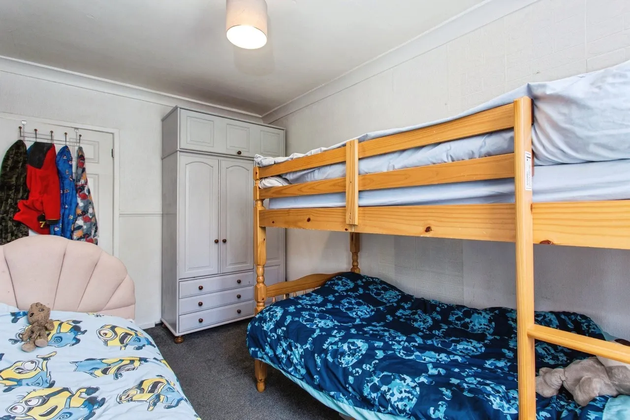 Leadale Green, Leyland, PR25, photo 13