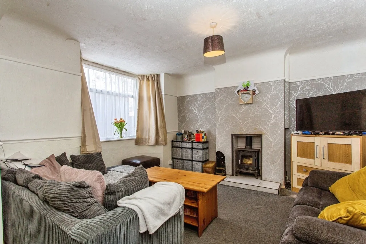Leadale Green, Leyland, PR25, photo 3