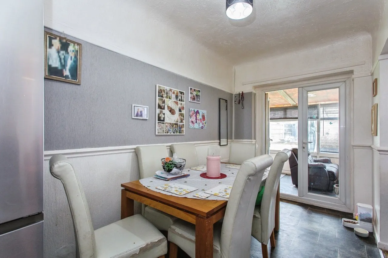 Leadale Green, Leyland, PR25, photo 5