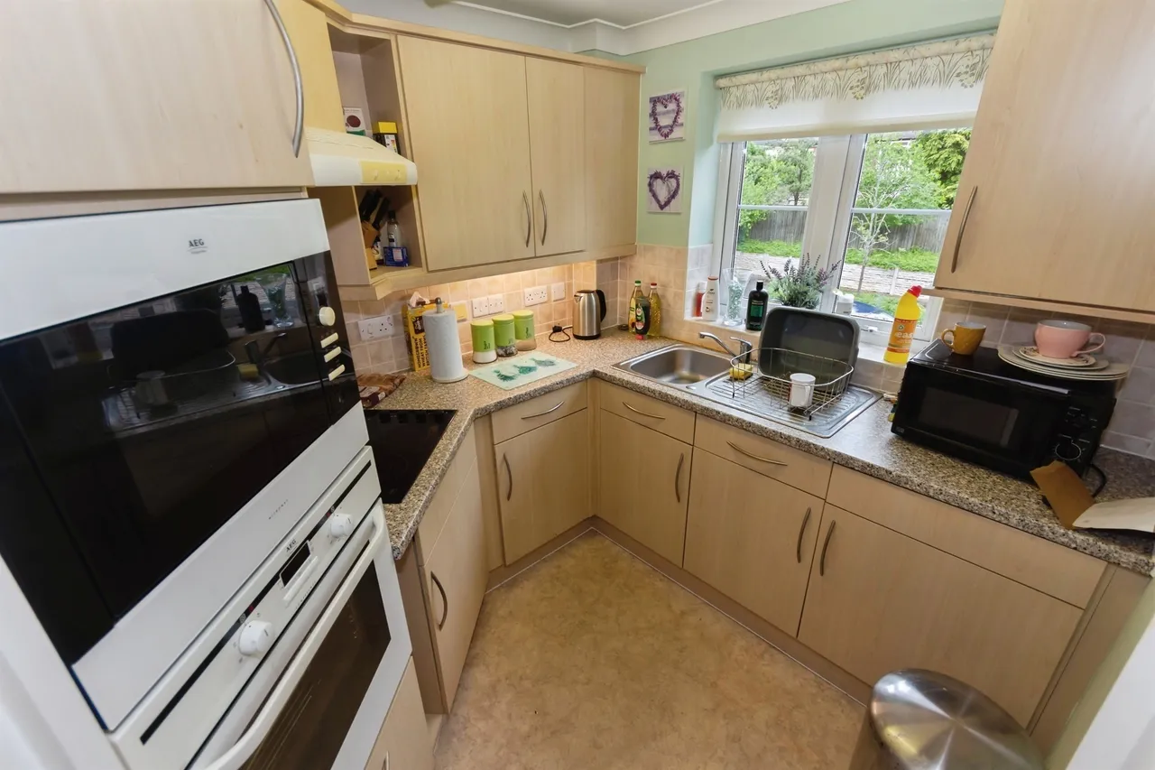 Stratford Road, Hall Green, B28, photo 3