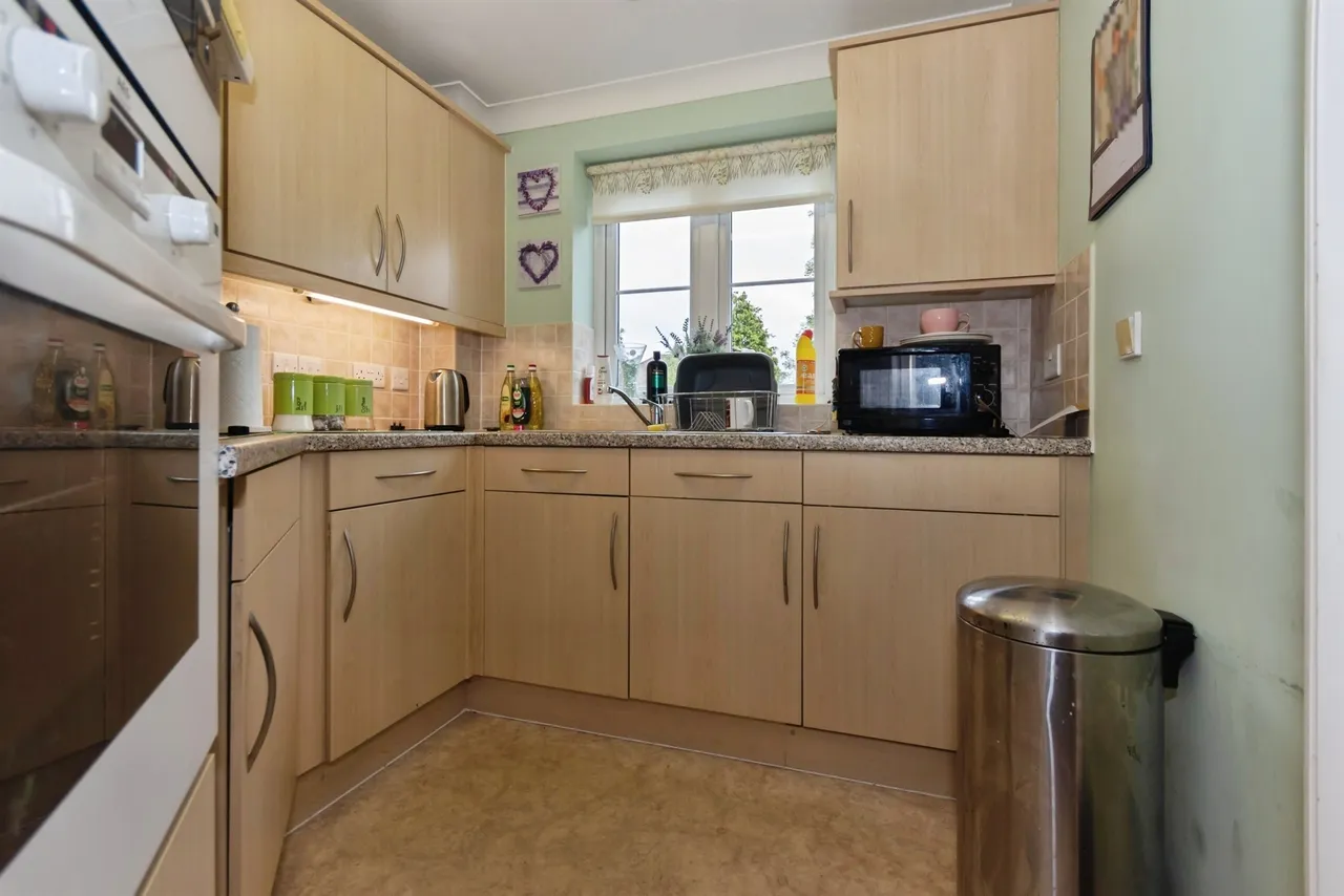 Stratford Road, Hall Green, B28, photo 2