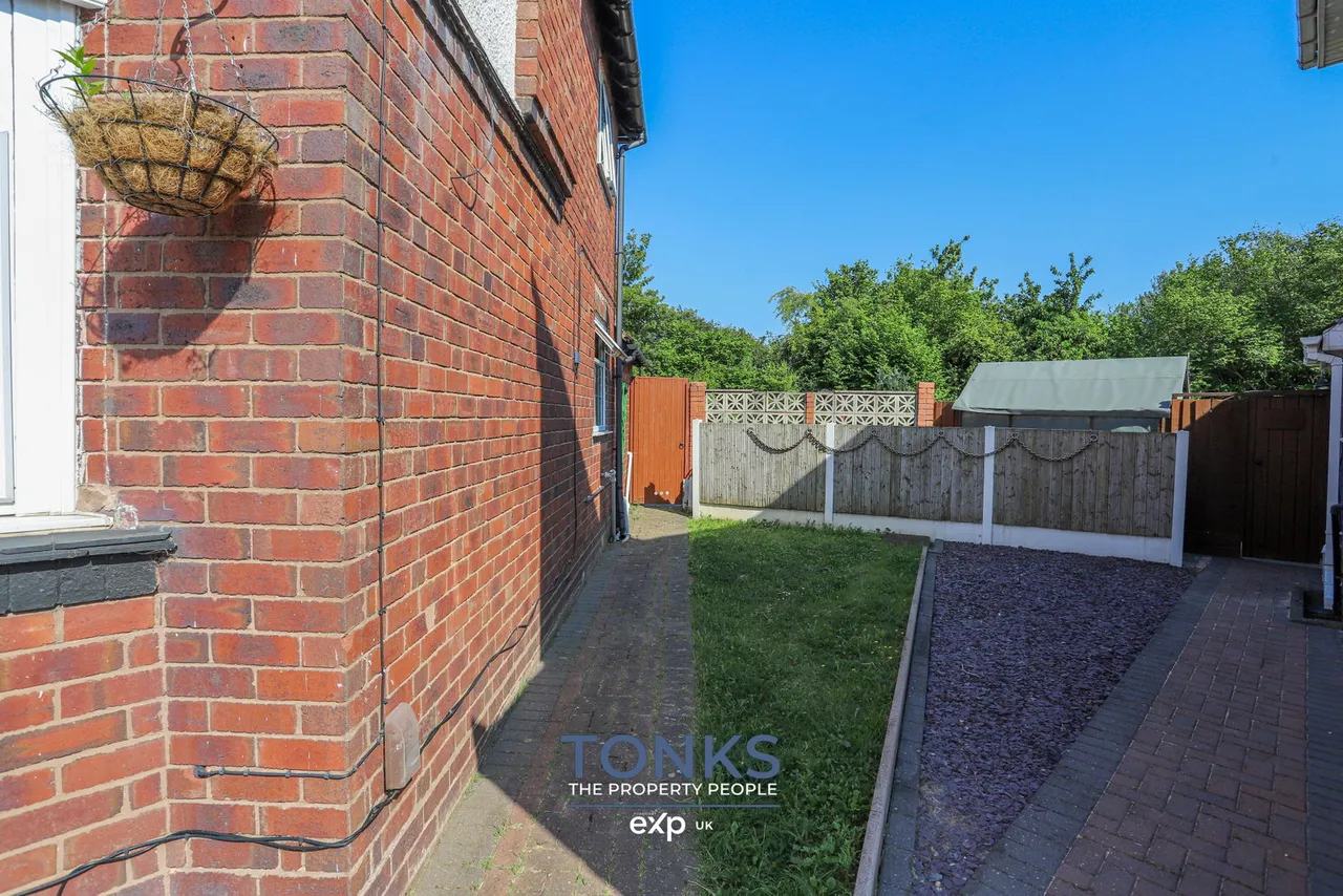 Downing Street, Halesowen, B63, photo 25