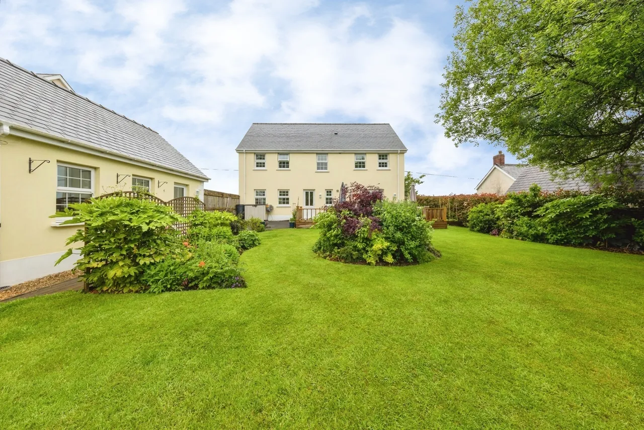 Llanpumsaint, Carmarthen, SA33, photo 25